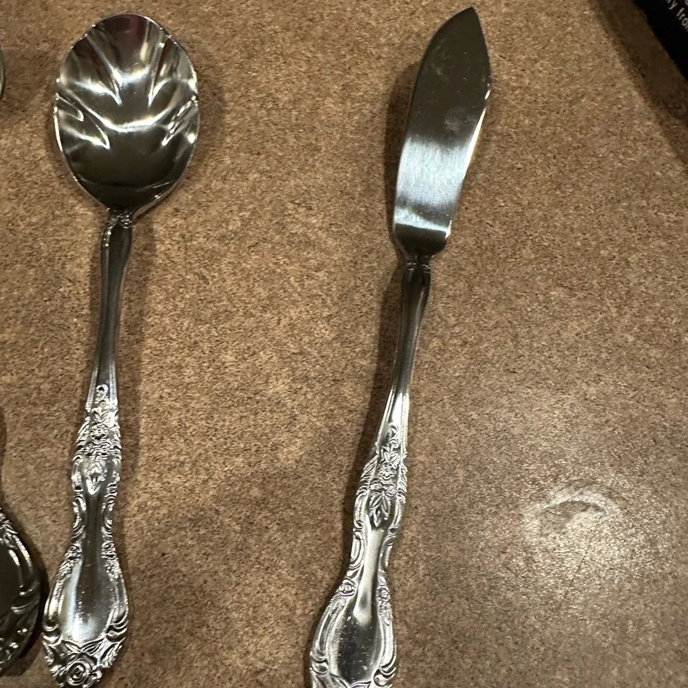 Reed & Barton Silver Ornate Serving Ladle, Spoon & Spreader new